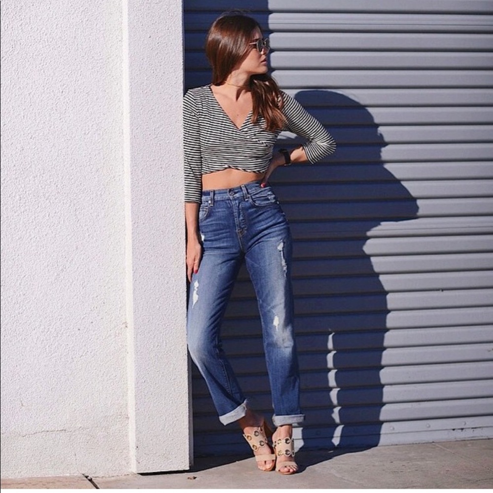 COVETED BASICS Stripe Wrap Crop Top - Picture 3 of 4